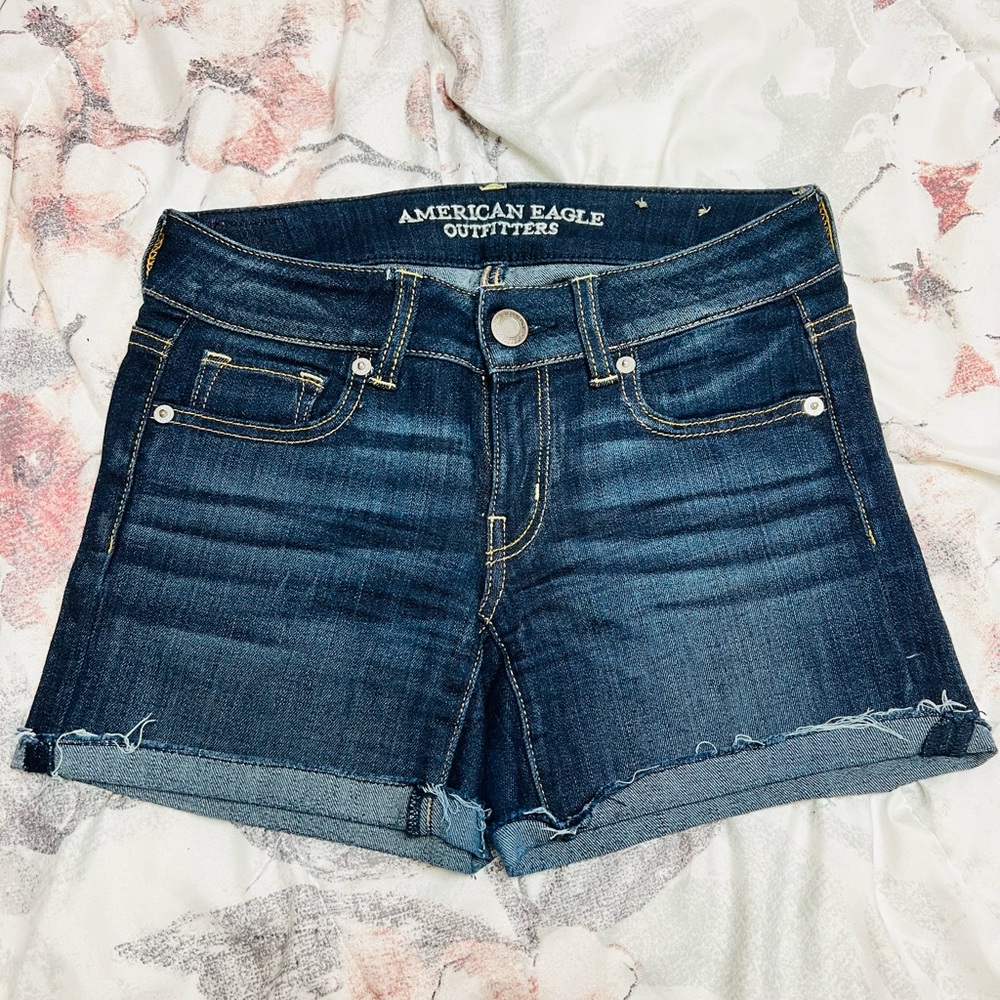 AE shorts jean